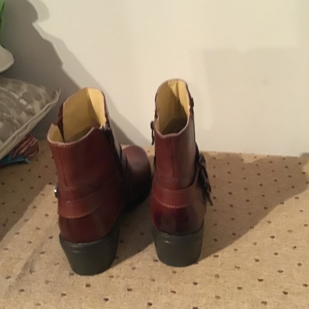 Booties - Picture 3 of 5